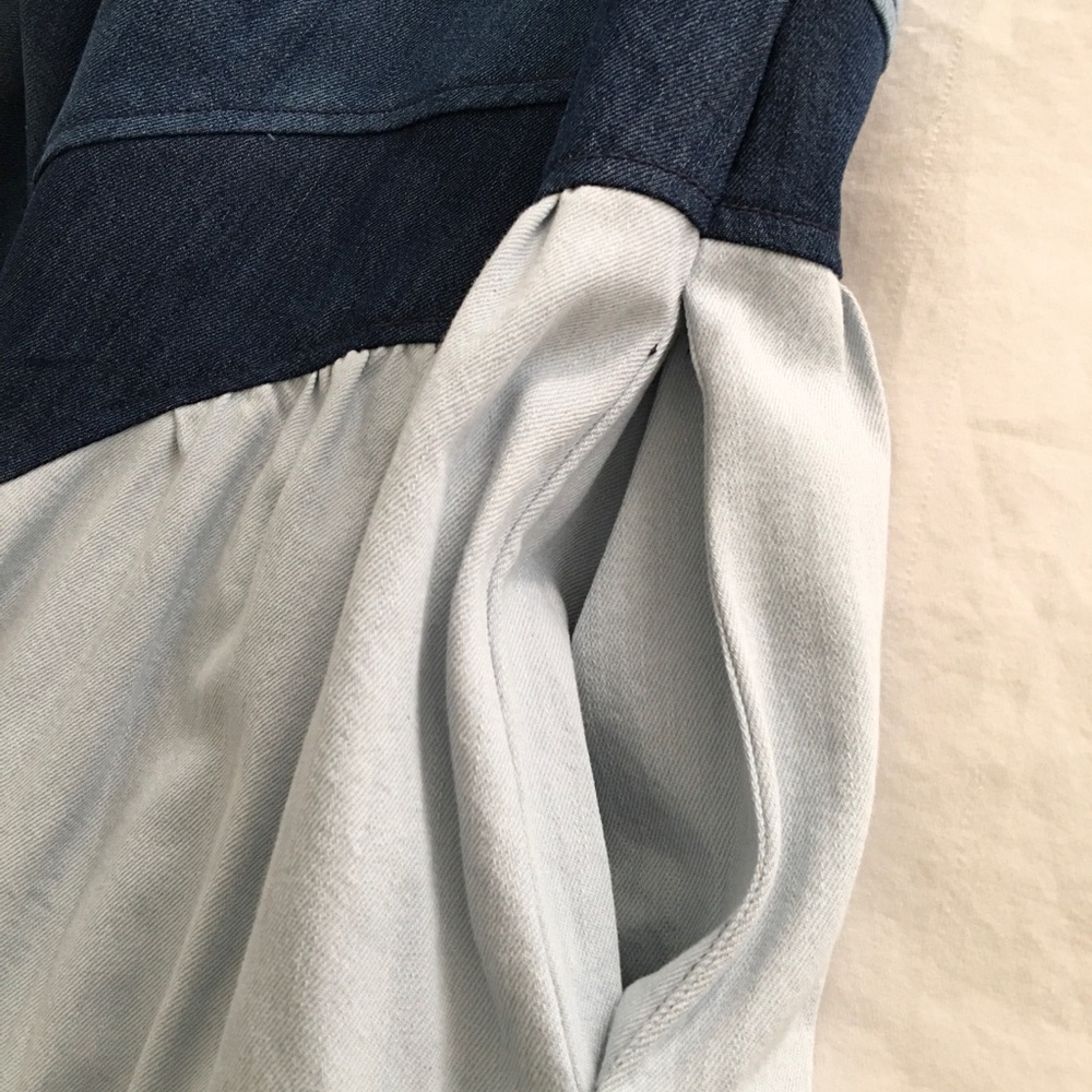 🆕 PILCRO Seamed Smocked Denim Midi Dress S - Picture 6 of 7